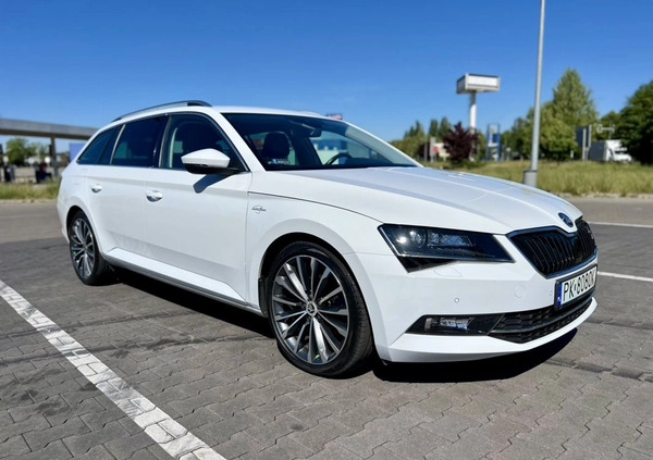 Skoda Superb cena 83000 przebieg: 121431, rok produkcji 2016 z Kalisz małe 172